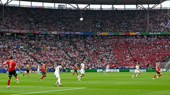  法兰克福主场不敌柏林联合爆冷  